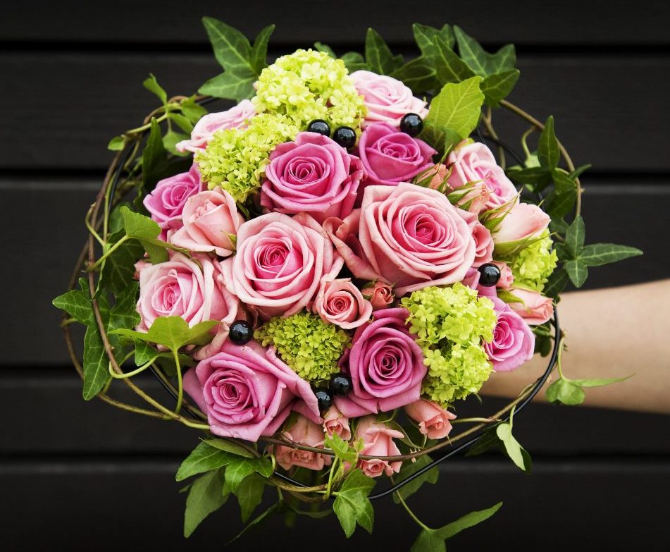 Brudbukett-Rosa-e1517130649136